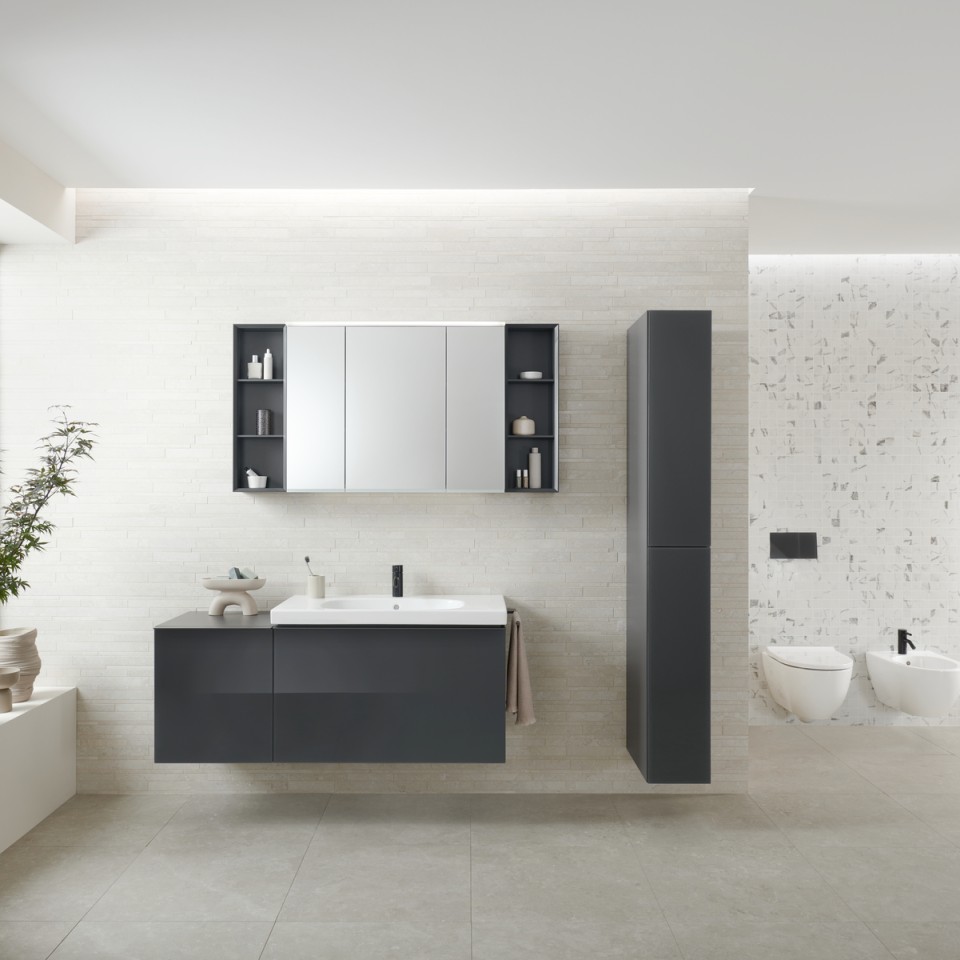 Geberit bathroom Acanto with washbasin, furniture, toilet and bathtub